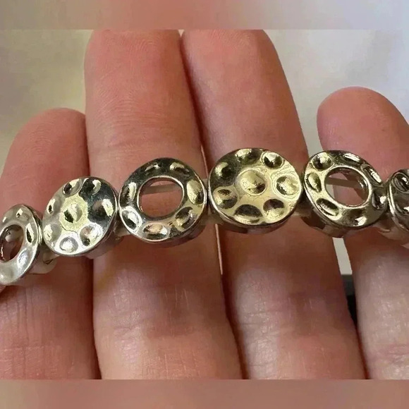 Stretch Bracelet - Picture 3 of 4